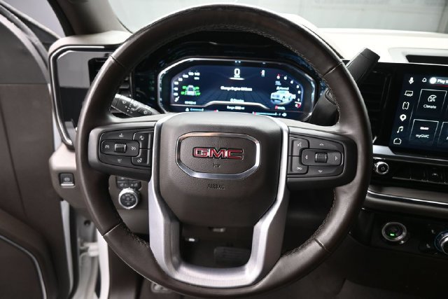 Used 2023 GMC Sierra 1500 SLT w/ X31 Off-Road Package AWD/4WD image 3