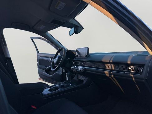 Used 2023 Honda Civic LX image 11