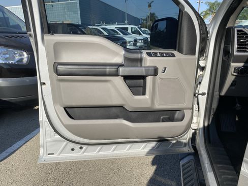 Used 2018 Ford F150 XLT RWD image 17