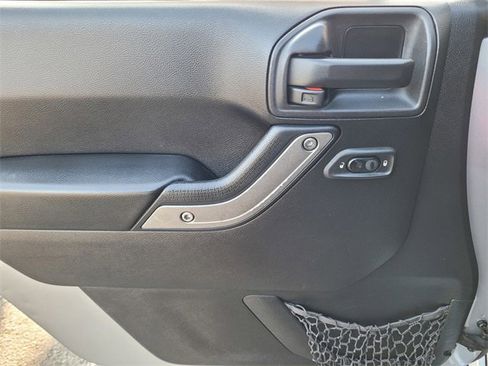 Used 2015 Jeep Wrangler Unlimited Sport w/ Quick Order Package 24S image 22