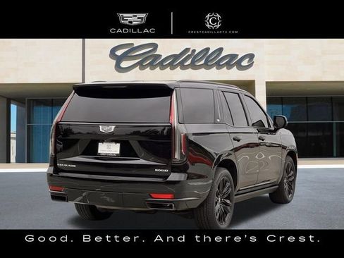 Used 2021 Cadillac Escalade Sport Platinum AWD/4WD image 3