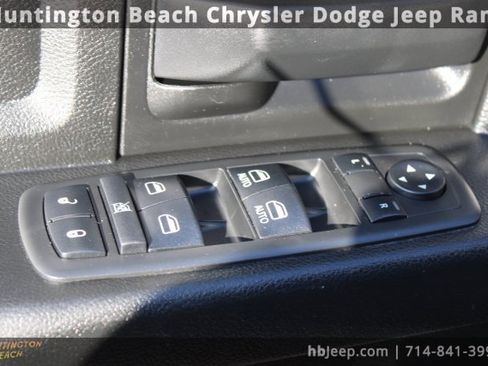 Used 2019 RAM 1500 Express image 11