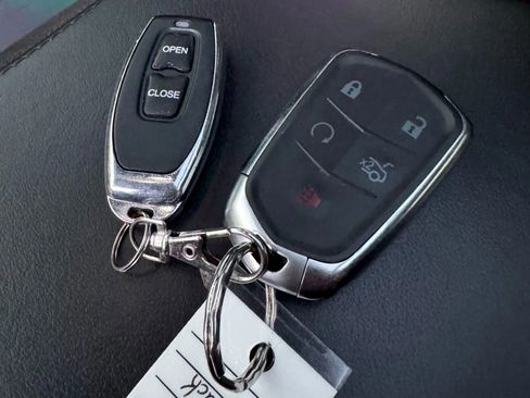 Used 2019 Cadillac CTS Luxury w/ Carbon Fiber Package image 34