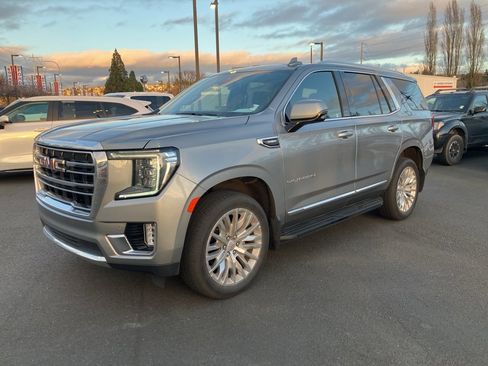 Certified 2023 GMC Yukon SLT w/ SLT Premium Package image 1