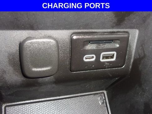 Used 2019 Chevrolet Blazer RS AWD/4WD image 11