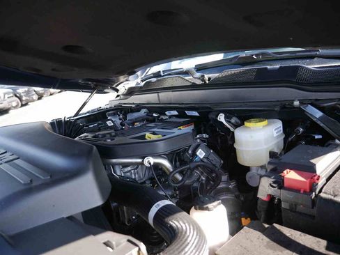 New 2026 RAM 2500 Tradesman AWD/4WD image 12