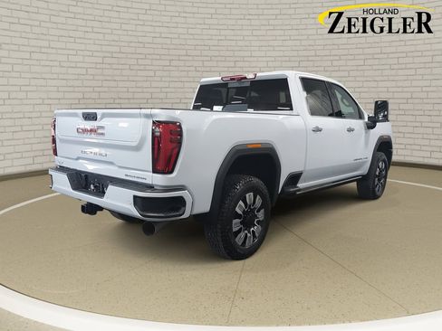 New 2026 GMC Sierra 3500 Denali w/ Denali Reserve Package image 5