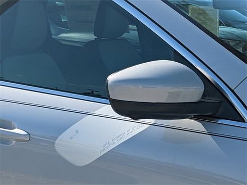 New 2025 Ford Escape SE w/ PHEV Premium Package image 21