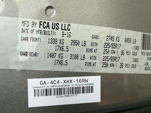 Used 2016 Dodge Grand Caravan SE image 40