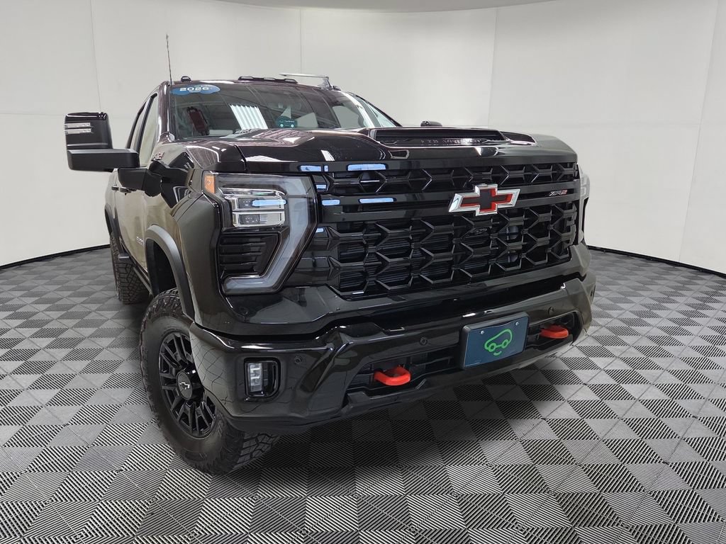 Used 2026 Chevrolet Silverado 2500 ZR2 AWD/4WD image 2