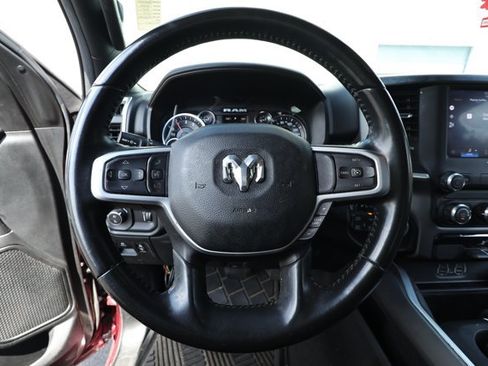 Used 2022 RAM 1500 Big Horn AWD/4WD image 6