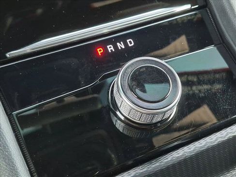 Used 2025 Jeep Grand Cherokee 4WD image 12