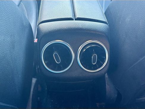 Used 2020 Mercedes-Benz CLA 250 4MATIC image 27