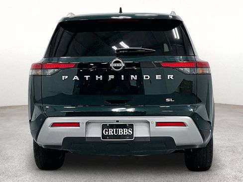 Used 2025 Nissan Pathfinder SL FWD image 5
