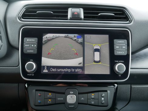 Certified 2024 Nissan Leaf SV Plus FWD image 27
