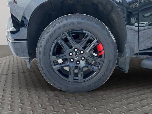Used 2022 Chevrolet Silverado 1500 RST w/ Redline Edition image 25