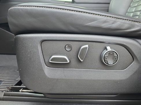 Used 2023 Cadillac Escalade Sport Platinum image 29