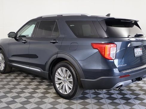 Used 2023 Ford Explorer Limited w/ Hybrid Equipment Group 310A RWD image 6