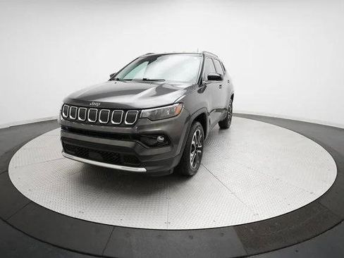 Certified 2022 Jeep Compass Limited image 32