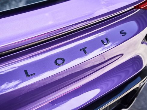 Used 2026 Lotus Emira SE RWD image 11