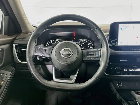 Used 2023 Nissan Rogue SL w/ SL Premium Package FWD image 18