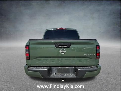 Used 2023 Nissan Frontier SV w/ Tow Package AWD/4WD image 4