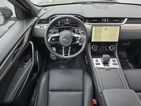 Certified 2025 Jaguar F-PACE R-Dynamic S image 16