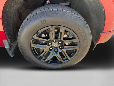 Used 2024 Chevrolet Silverado 1500 RST w/ Convenience Package II image 33