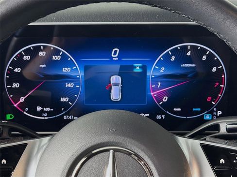 Used 2025 Mercedes-Benz GLC 300 image 14