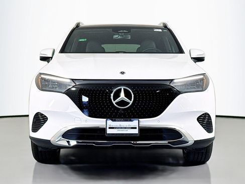 New 2026 Mercedes-Benz EQE 320 4MATIC SUV image 2