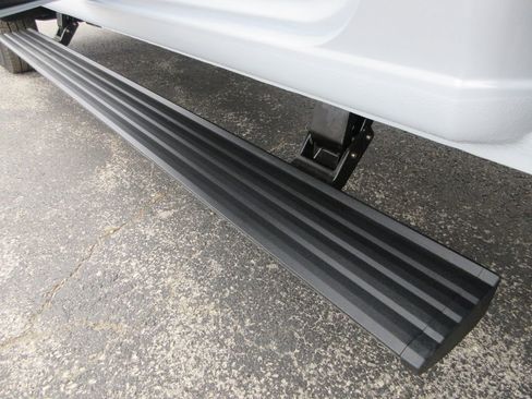 New 2026 Chevrolet Silverado 3500 High Country w/ High Country Premium Package AWD/4WD image 13