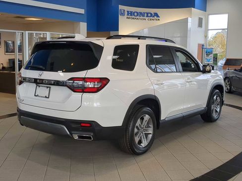 Used 2026 Honda Pilot EX-L image 8