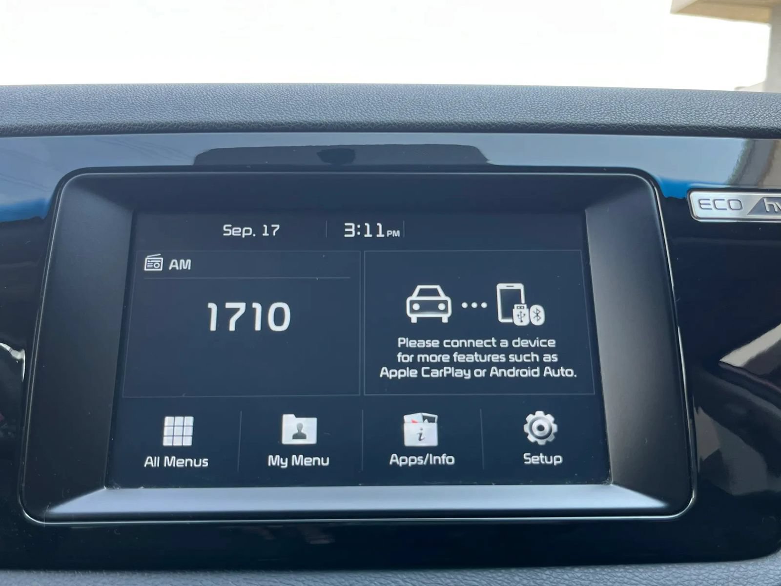Used 2017 Kia Niro LX FWD image 21