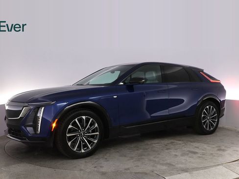 Used 2024 Cadillac Lyriq Sport w/ LPO, Floor Liner Package RWD image 18
