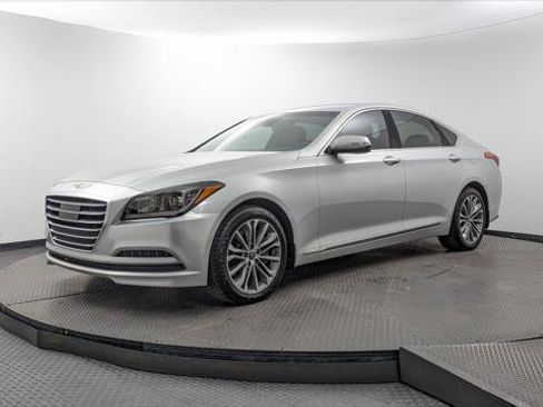 Used 2017 Genesis G80 3.8 RWD image 2
