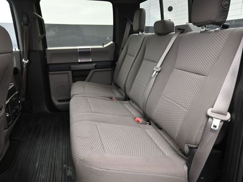 Used 2018 Ford F150 XLT w/ Equipment Group 302A Luxury image 10