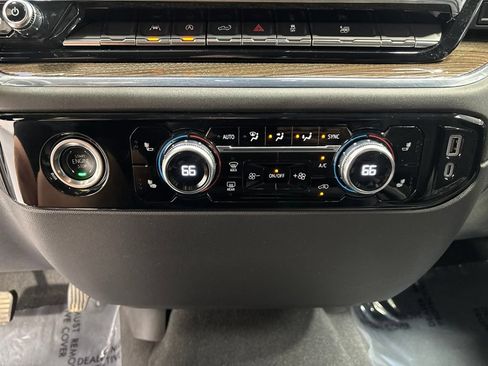 Used 2024 GMC Sierra 1500 Elevation AWD/4WD image 23