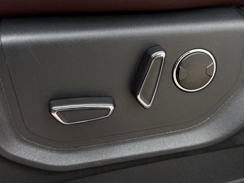 Used 2024 Ford Expedition Max Limited RWD image 5