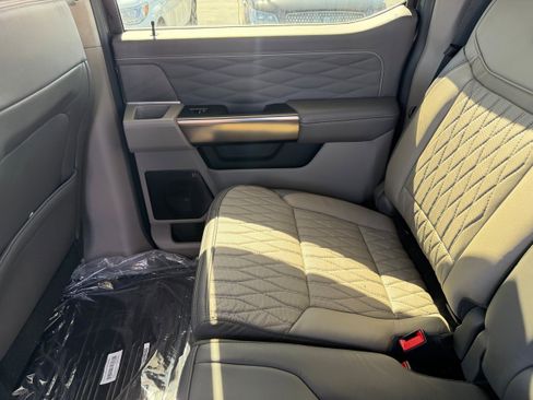 New 2026 Ford F350 Platinum w/ Platinum Plus Package image 29