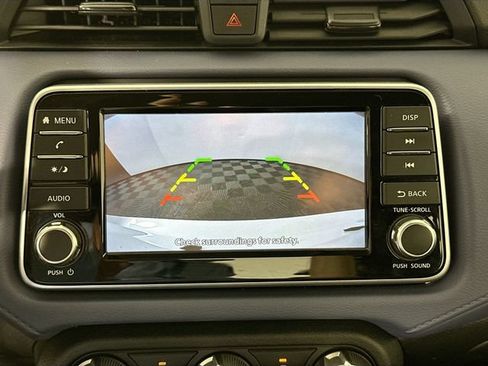 Used 2024 Nissan Versa SV FWD image 13