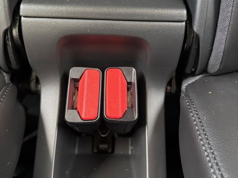 Used 2024 Volvo XC90 B5 Core w/ Protection Package Premier image 95