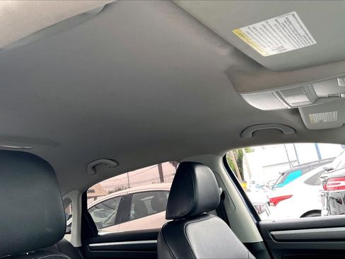 Used 2018 Volkswagen Passat 2.0T S FWD image 22