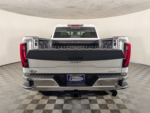 New 2025 GMC Sierra 2500 SLT w/ SLT Premium Package image 9