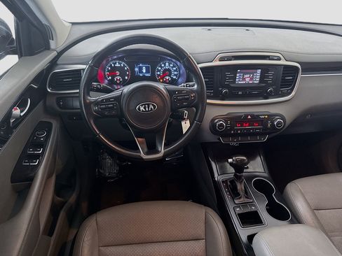 Used 2016 Kia Sorento EX image 15