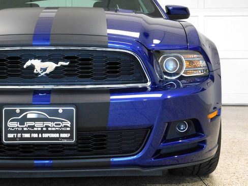 Used 2013 Ford Mustang GT Premium w/ Electronics Pkg RWD image 23