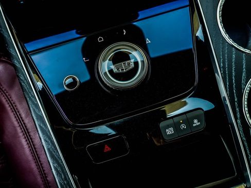 Used 2026 Cadillac Escalade Luxury w/ Touring Package image 22