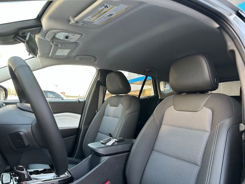 New 2026 Chevrolet Trax LT w/ Driver Confidence Package image 14