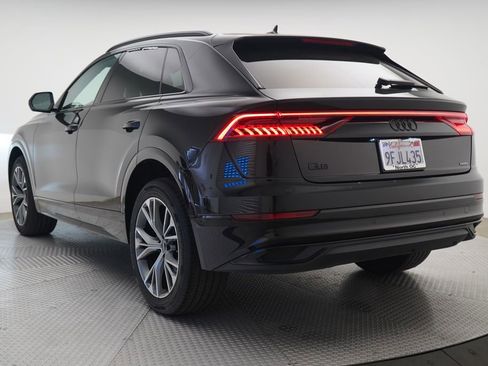 Used 2023 Audi Q8 Premium w/ Convenience Package image 3
