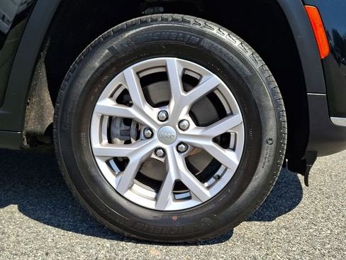 Used 2022 Jeep Grand Cherokee L Limited image 8