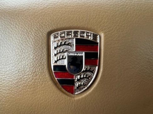 Used 2006 Porsche Cayenne S image 10